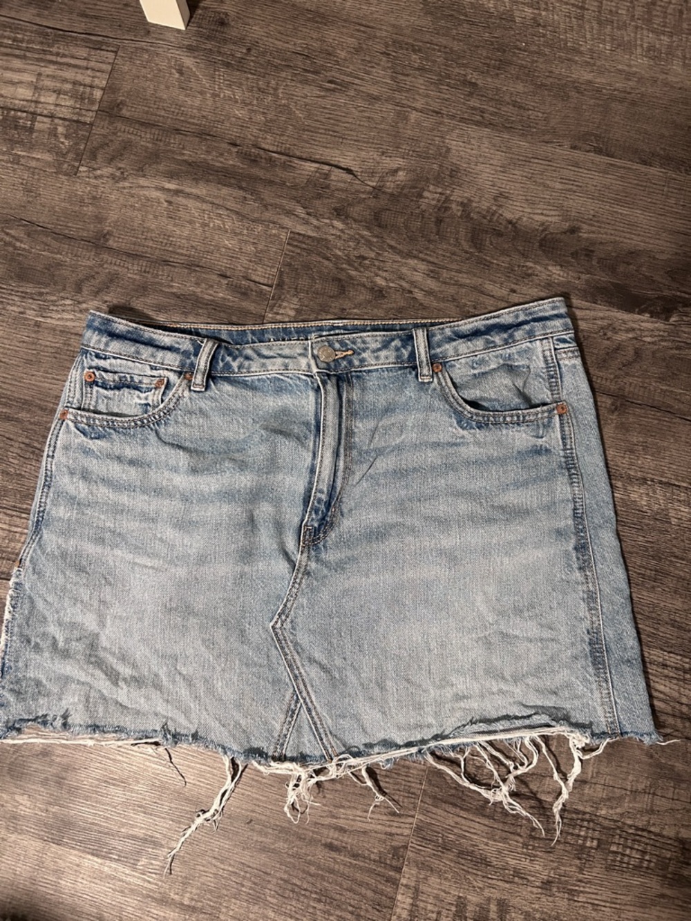 American Eagle Outfitters Light Blue Distressed Denim Mini Skirt